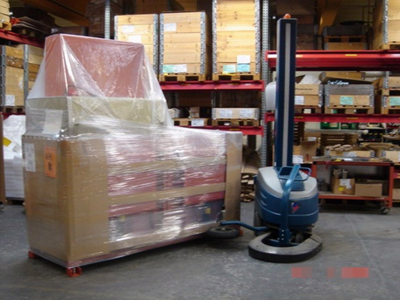 Robot applicazioni sito 3.jpg Robot avvolgipallet azienda trasporti Napoli